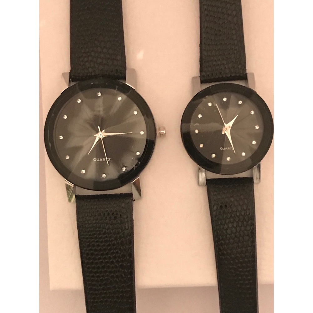 Men’s and Women’s Fashion Quartz Wrist Watch
